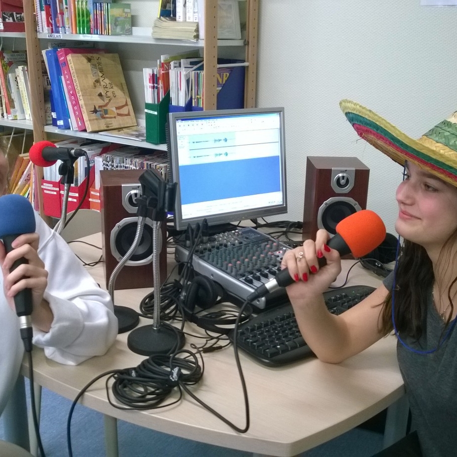 Verne Radio