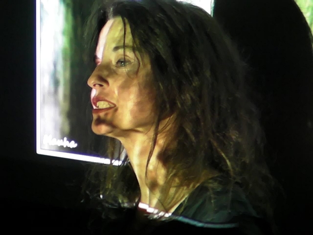 #55 - Ethnopôle de la Maison du patrimoine oral de Bourgogne - Rencontre avec l'anthropologue Caroline Darroux episode artwork