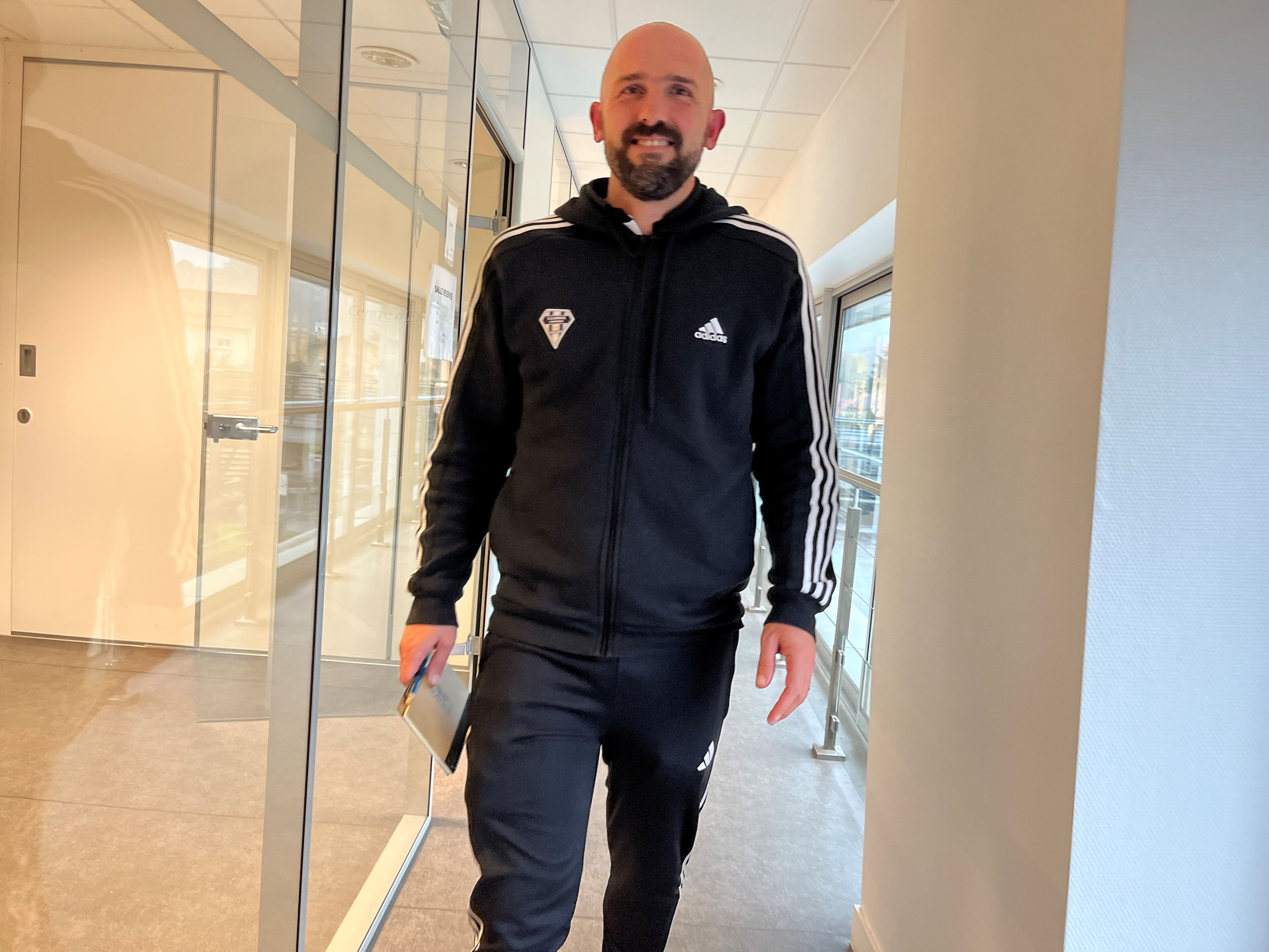 SPORT 3 - Jérôme Trésarrieux, l'homme qui murmure à l'oreille des champions du futur episode artwork