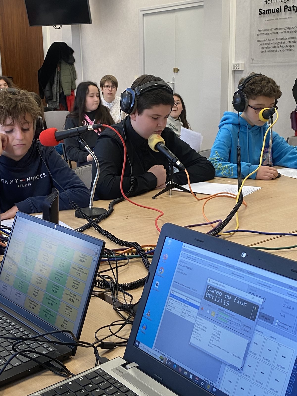 Qu'est-ce qu'un journaliste en 2024 ?