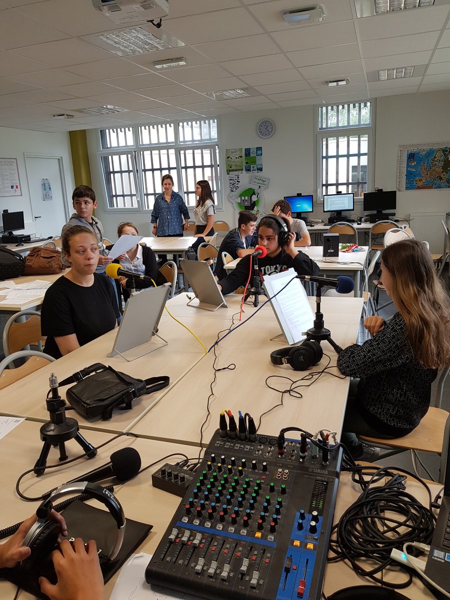 PREVERT-SON RADIO